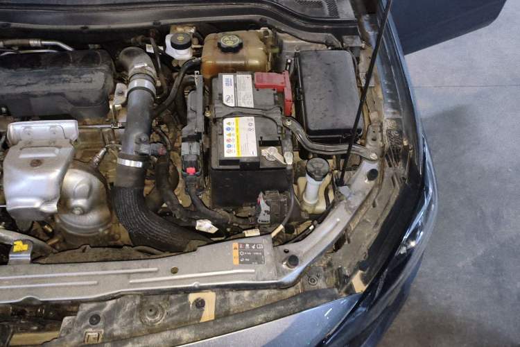 Used Chevrolet Monza 2019 RS 330T Automatic Comfort Edition China VI Standard Engine Bay Left