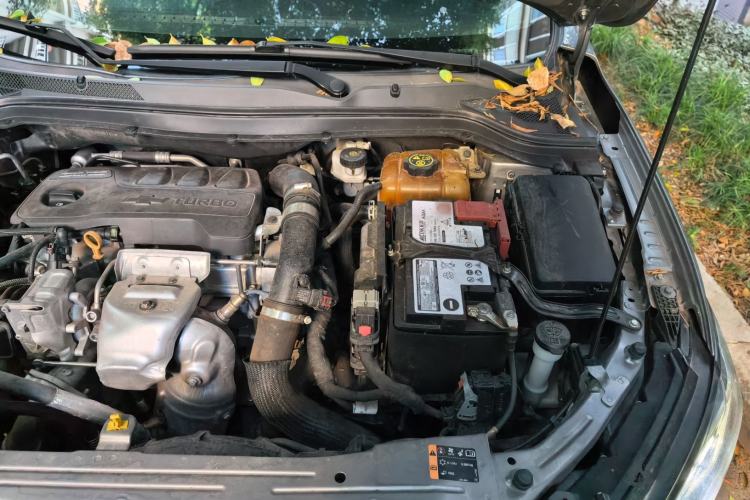 Used Chevrolet Monza 2019 RS 330T Automatic Comfort Edition China VI Standard Engine Bay Left
