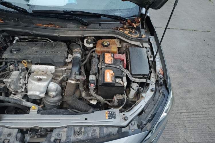 Used Chevrolet Monza 2019 RS 330T Automatic Comfort Edition China VI Standard Engine Bay Left