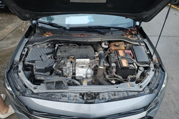 Used Chevrolet Monza 2019 RS 330T Automatic Comfort Edition China VI Standard Engine Bay