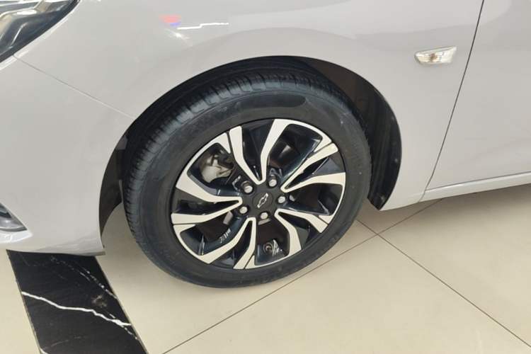 Used Chevrolet Monza 2019 RS 330T Automatic Sporty Edition China VI Standard Exterior 4