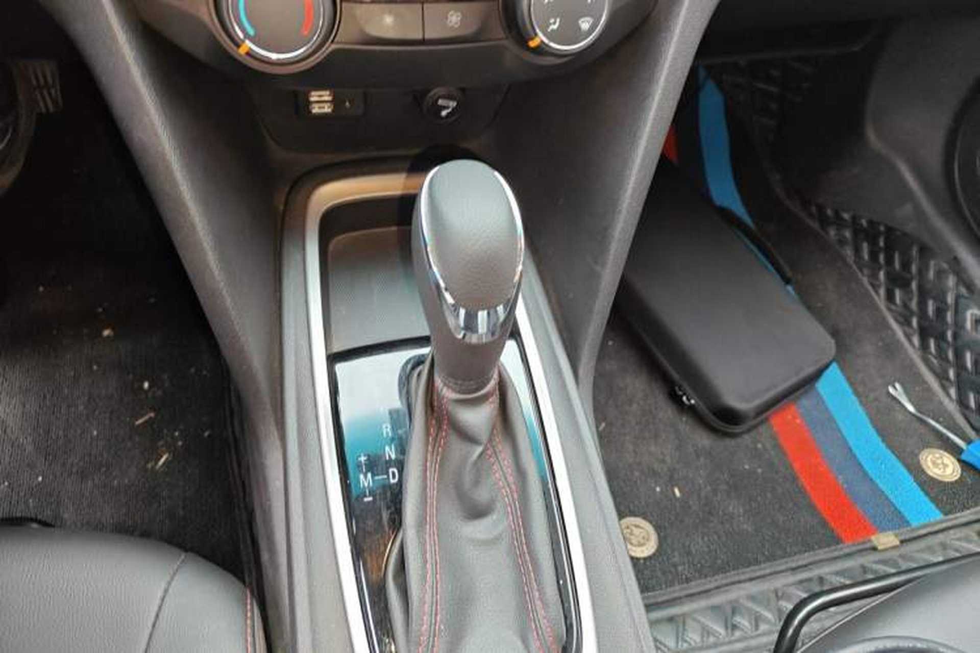 Used Chevrolet Monza 2019 RS 330T Automatic Comfort Edition China VI Standard Gear Lever
