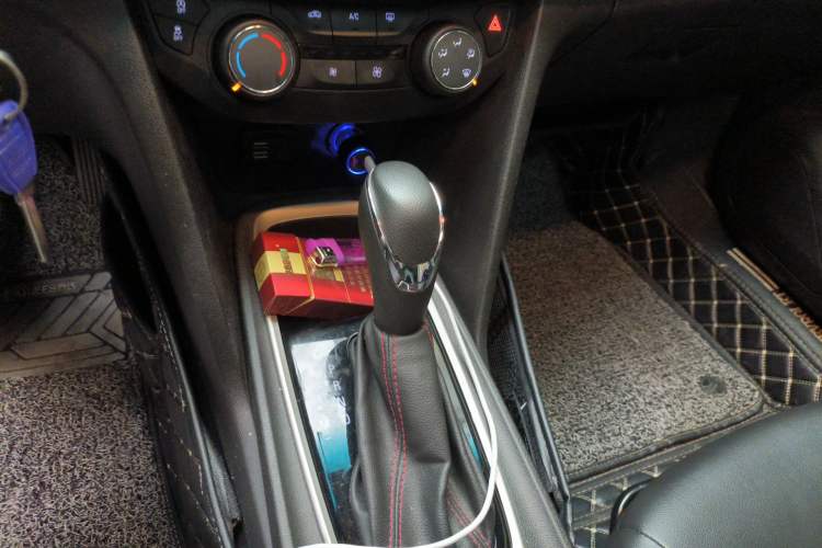 Used Chevrolet Monza 2019 RS 330T Automatic Sporty Edition China VI Standard Gear Lever