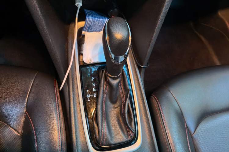 Used Chevrolet Monza 2019 RS 330T Automatic Comfort Edition China VI Standard Gear Lever