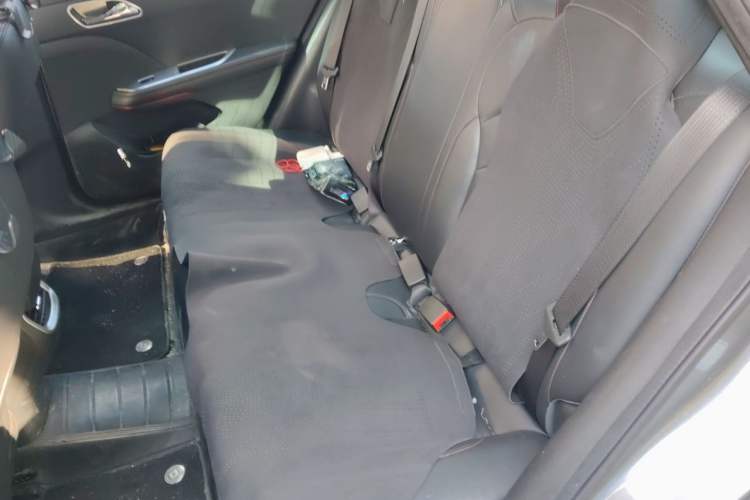 Used Chevrolet Monza 2019 RS 330T Automatic Comfort Edition China VI Standard Left Rear Seat