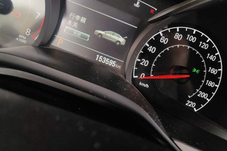 Used Chevrolet Monza 2019 Redline 320T Dual-Clutch Sporty Version China VI Standard Odometer Close Up