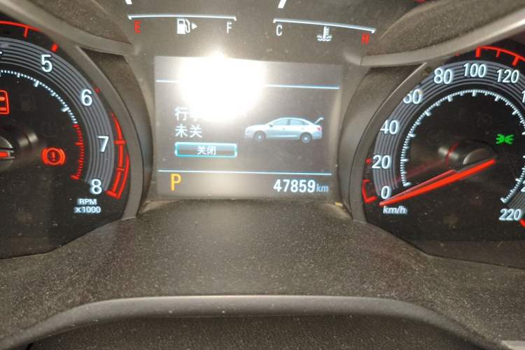 Used Chevrolet Monza 2019 RS 330T Automatic Comfort Edition China VI Standard Odometer Close Up