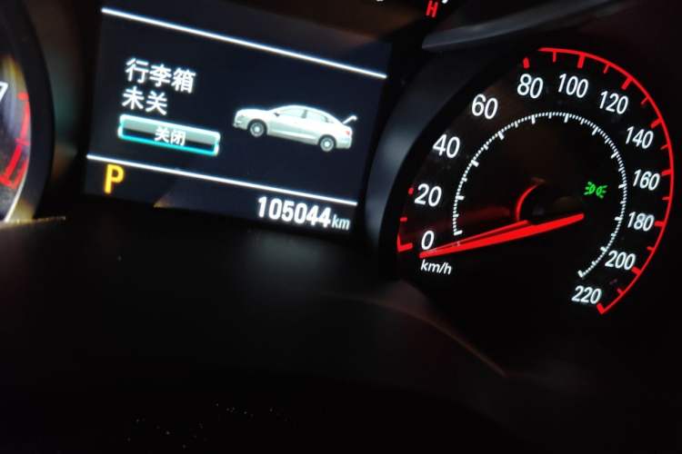 Used Chevrolet Monza 2019 RS 330T Automatic Sporty Edition China VI Standard Odometer Close Up