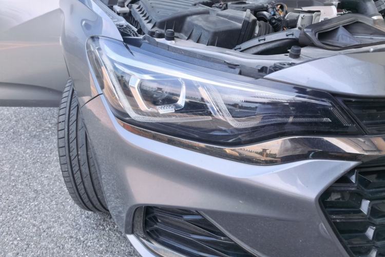 Used Chevrolet Monza 2019 RS 330T Automatic Sporty Edition China VI Standard Right Front Headlight