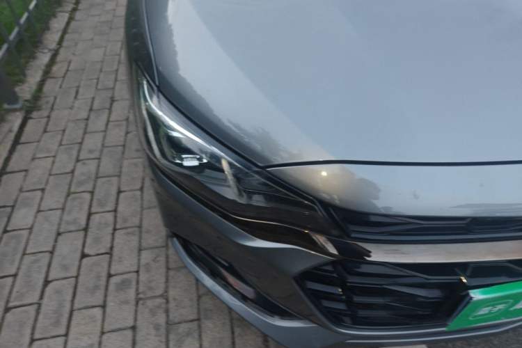 Used Chevrolet Monza 2019 RS 330T Automatic Sporty Edition China VI Standard Right Front Headlight