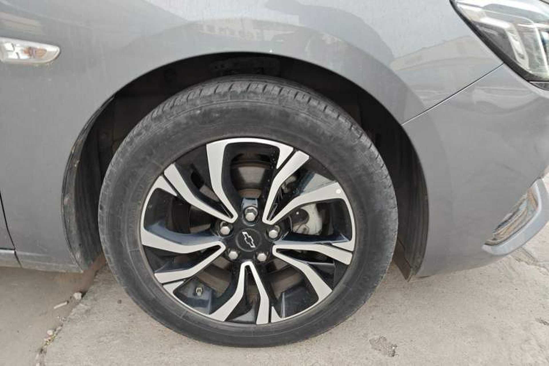 Used Chevrolet Monza 2019 RS 330T Automatic Comfort Edition China VI Standard Right Front Wheel Hub