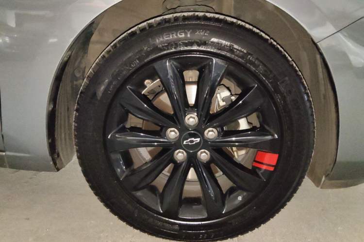 Used Chevrolet Monza 2019 Redline 320T Dual-Clutch Sporty Version China VI Standard Right Front Wheel Hub