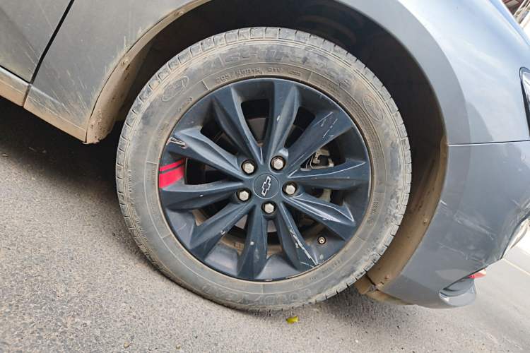 Used Chevrolet Monza 2019 Redline 320T Dual-Clutch Joyful Edition China VI Standard Right Front Wheel Hub