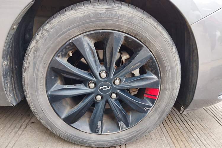 Used Chevrolet Monza 2019 Redline 320T Dual-Clutch Sporty Version China VI Standard Right Front Wheel Hub