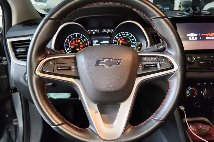 Used Chevrolet Monza 2019 Redline 320T Dual-Clutch Sporty Version China VI Standard Steering Wheel