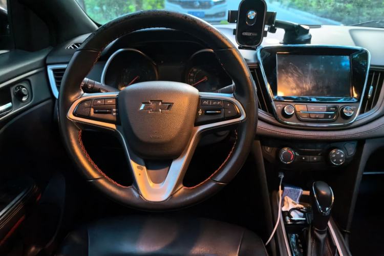 Used Chevrolet Monza 2019 RS 330T Automatic Comfort Edition China VI Standard Steering Wheel