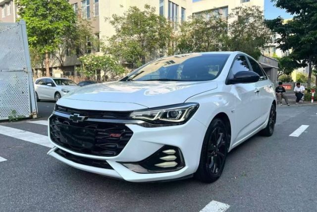 Ojetý Chevrolet Monza 2019 RS 330T Automatic Comfort Edition China VI Standard