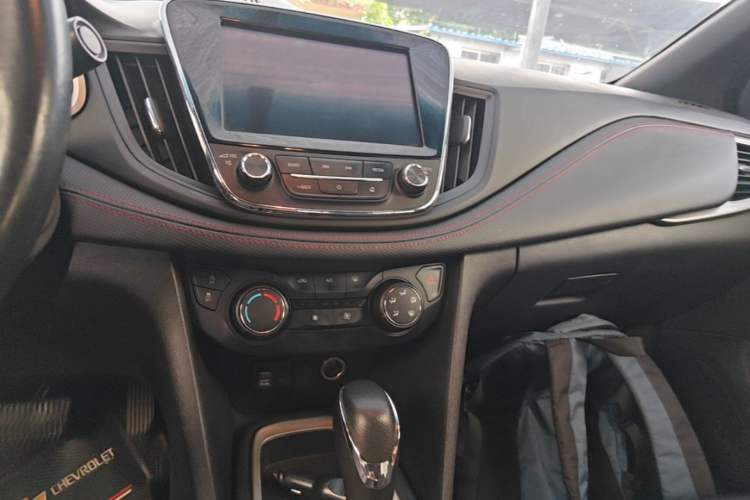Used Chevrolet Monza 2019 RS 330T Automatic Comfort Edition China VI Standard Audio And AC Panel