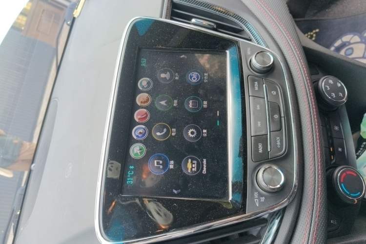 Used Chevrolet Monza 2019 RS 330T Automatic Comfort Edition China VI Standard Audio And AC Panel
