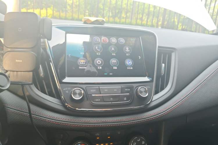 Used Chevrolet Monza 2019 RS 330T Automatic Comfort Edition China VI Standard Audio And AC Panel