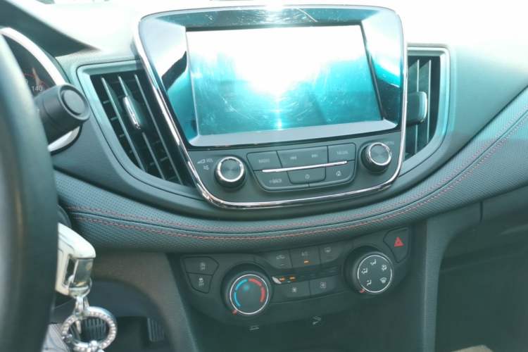 Used Chevrolet Monza 2019 RS 330T Automatic Comfort Edition China VI Standard Audio And AC Panel