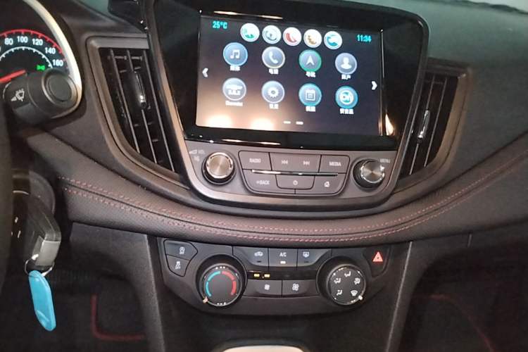 Used Chevrolet Monza 2019 RS 330T Automatic Comfort Edition China VI Standard Audio And AC Panel