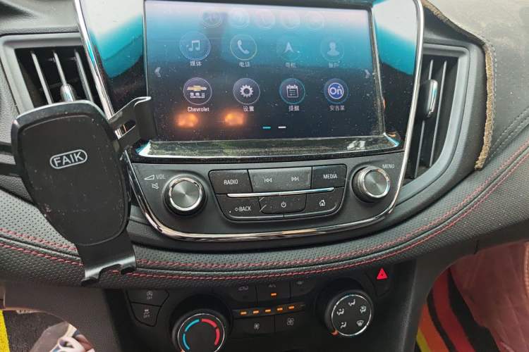 Used Chevrolet Monza 2019 RS 330T Automatic Comfort Edition China VI Standard Audio And AC Panel