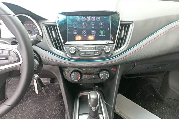 Used Chevrolet Monza 2019 RS 330T Automatic Comfort Edition China VI Standard Audio And AC Panel
