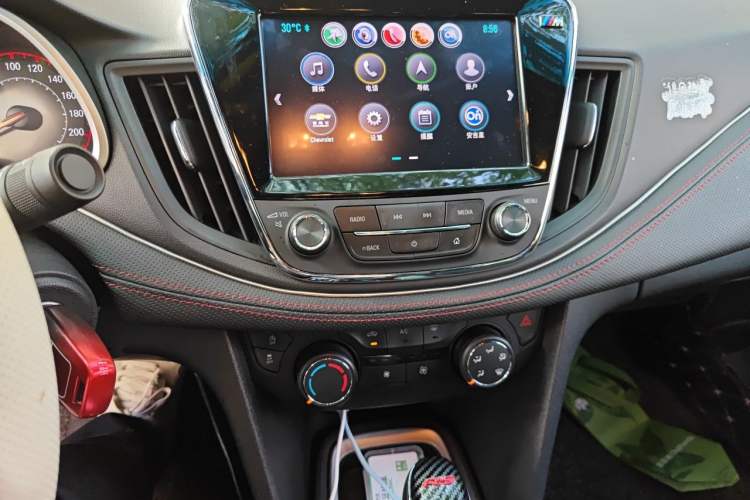 Used Chevrolet Monza 2019 RS 330T Automatic Comfort Edition China VI Standard Audio And AC Panel