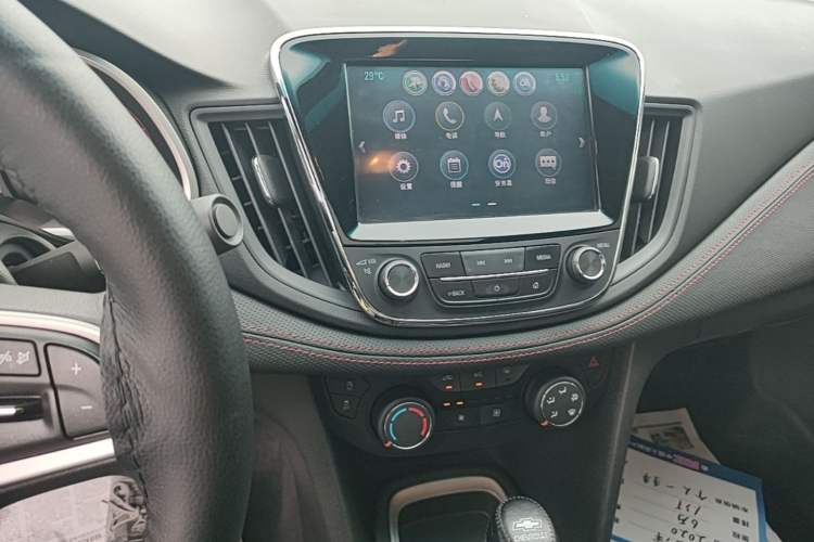Used Chevrolet Monza 2019 RS 330T Automatic Comfort Edition China VI Standard Audio And AC Panel