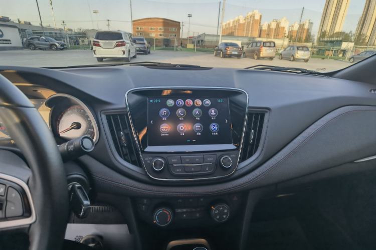 Used Chevrolet Monza 2019 RS 330T Automatic Comfort Edition China VI Standard Audio And AC Panel