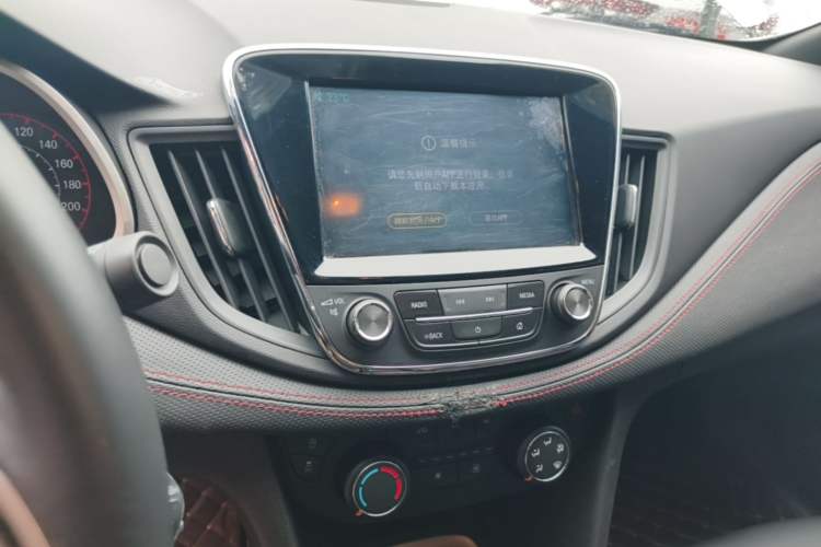 Used Chevrolet Monza 2019 RS 330T Automatic Comfort Edition China VI Standard Audio And AC Panel