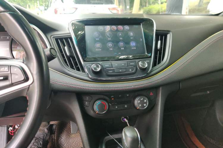 Used Chevrolet Monza 2019 RS 330T Automatic Comfort Edition China VI Standard Audio And AC Panel