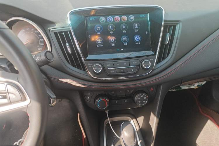 Used Chevrolet Monza 2019 RS 330T Automatic Comfort Edition China VI Standard Audio And AC Panel