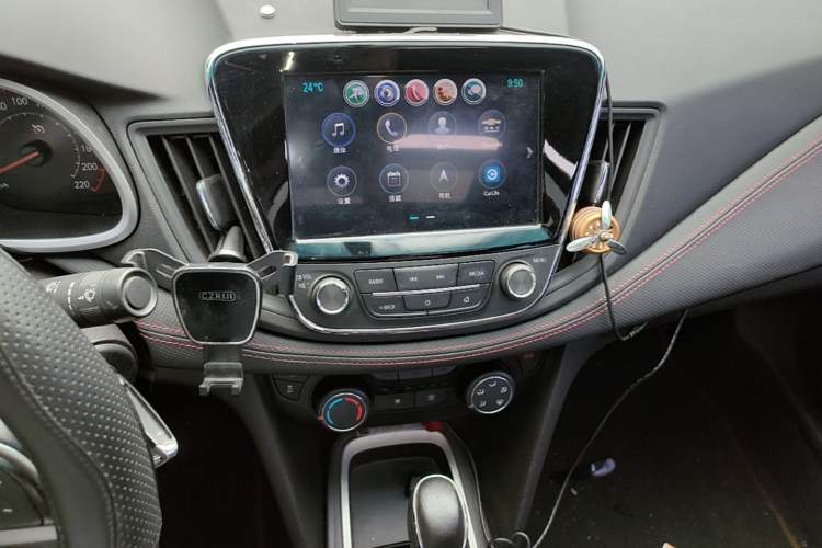 Used Chevrolet Monza 2019 RS 330T Automatic Comfort Edition China VI Standard Audio And AC Panel