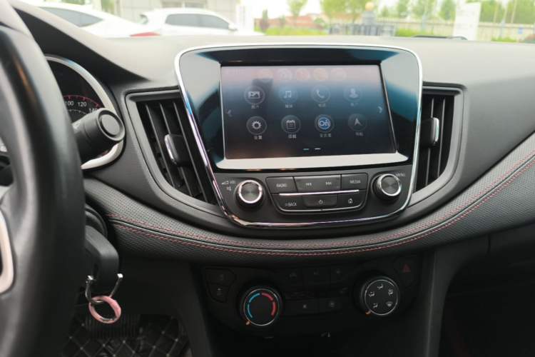 Used Chevrolet Monza 2019 RS 330T Automatic Comfort Edition China VI Standard Audio And AC Panel