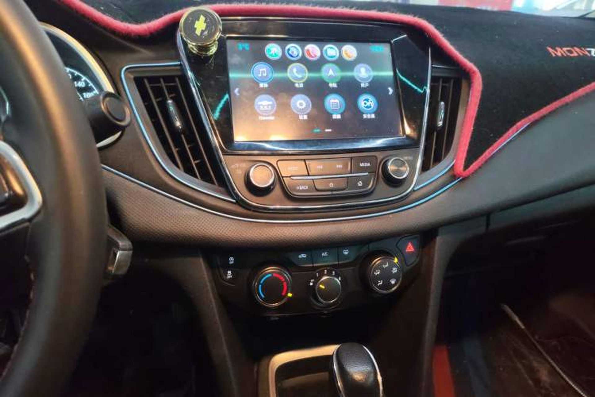 Used Chevrolet Monza 2019 Redline 320T Dual-Clutch Sporty Version China VI Standard Audio And AC Panel