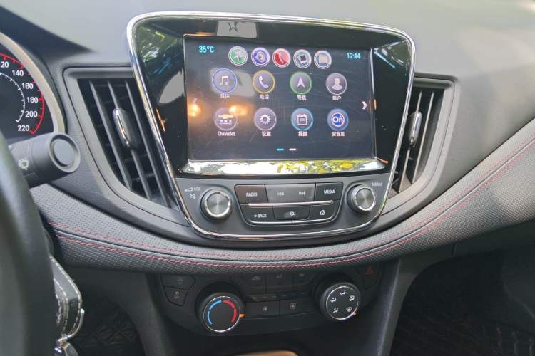 Used Chevrolet Monza 2019 RS 330T Automatic Comfort Edition China VI Standard Audio And AC Panel