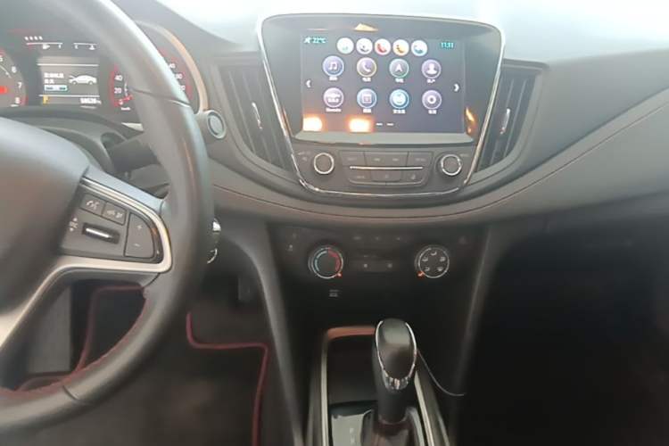 Used Chevrolet Monza 2019 RS 330T Automatic Comfort Edition China VI Standard Audio And AC Panel