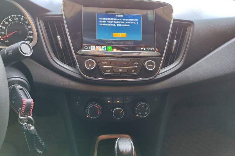 Used Chevrolet Monza 2019 Redline 320T Dual-Clutch Joyful Edition China VI Standard Audio And AC Panel