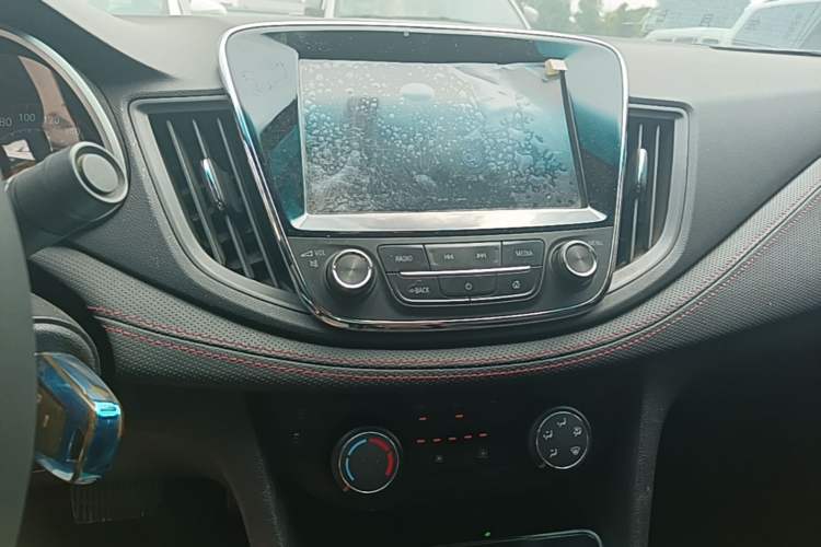 Used Chevrolet Monza 2019 RS 330T Automatic Comfort Edition China VI Standard Audio And AC Panel