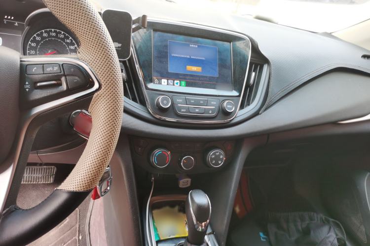 Used Chevrolet Monza 2019 Redline 320T Dual-Clutch Joyful Edition China VI Standard Audio And AC Panel