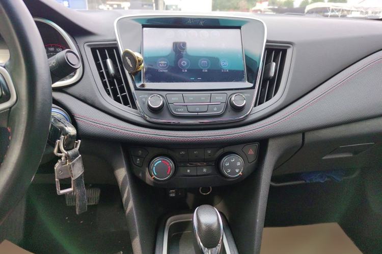 Used Chevrolet Monza 2019 RS 330T Automatic Comfort Edition China VI Standard Audio And AC Panel