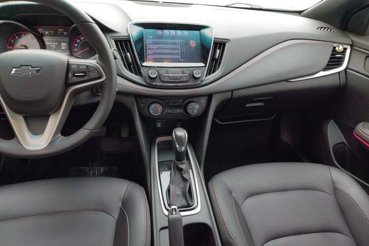 Used Chevrolet Monza 2019 RS 330T Automatic Comfort Edition China VI Standard Audio And AC Panel