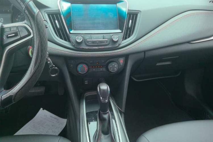 Used Chevrolet Monza 2019 RS 330T Automatic Comfort Edition China VI Standard Audio And AC Panel