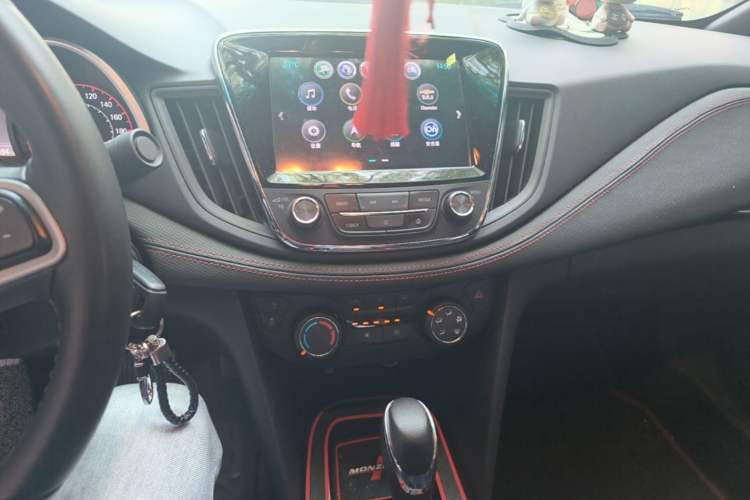 Used Chevrolet Monza 2019 RS 330T Automatic Comfort Edition China VI Standard Audio And AC Panel