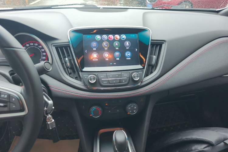 Used Chevrolet Monza 2019 RS 330T Automatic Comfort Edition China VI Standard Audio And AC Panel