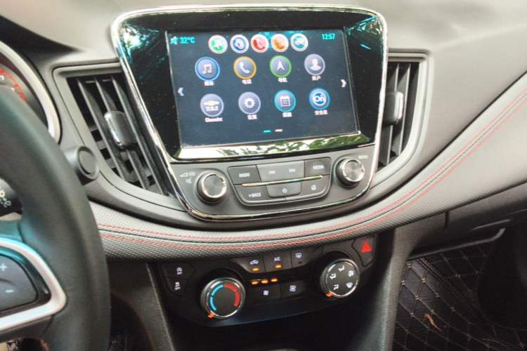 Used Chevrolet Monza 2019 RS 330T Automatic Comfort Edition China VI Standard Audio And AC Panel