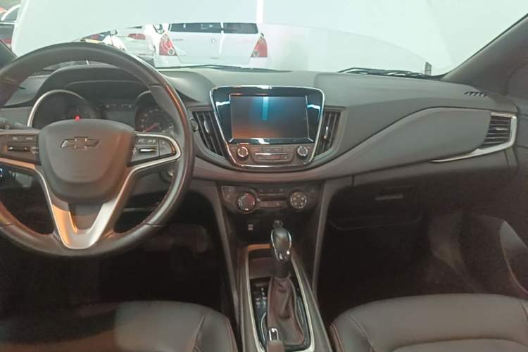 Used Chevrolet Monza 2019 RS 330T Automatic Comfort Edition China VI Standard Audio And AC Panel