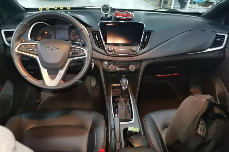 Used Chevrolet Monza 2019 RS 330T Automatic Comfort Edition China VI Standard Center Console
